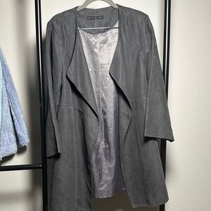 Potter's Pot Gray Light Coat